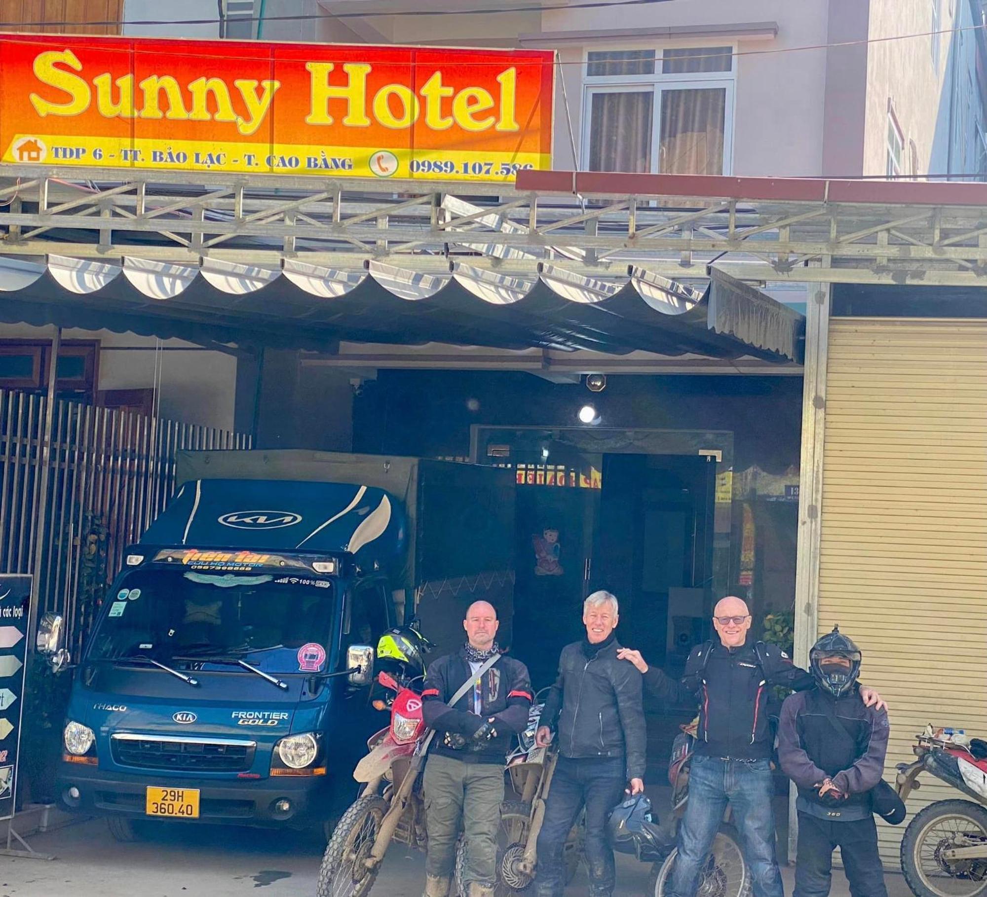 Bao Lac - Sunny Homestay Bagian luar foto